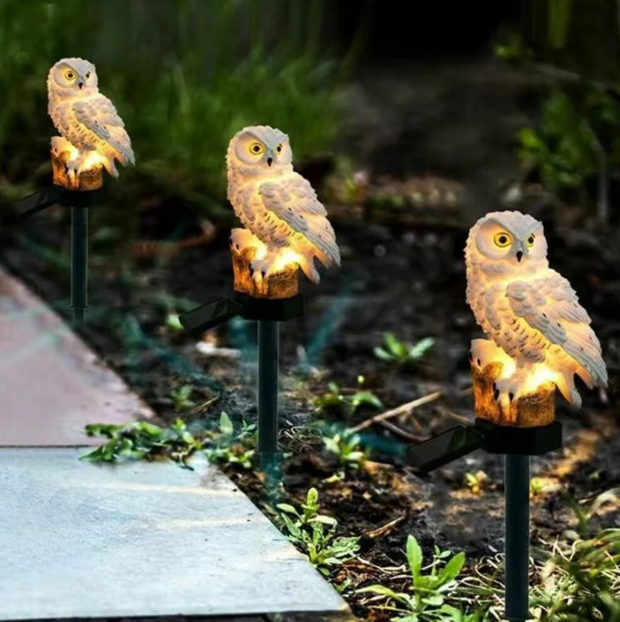 Waterproof solar-powered owl light