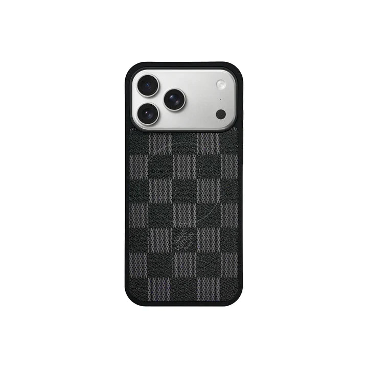 Magnetic phone case