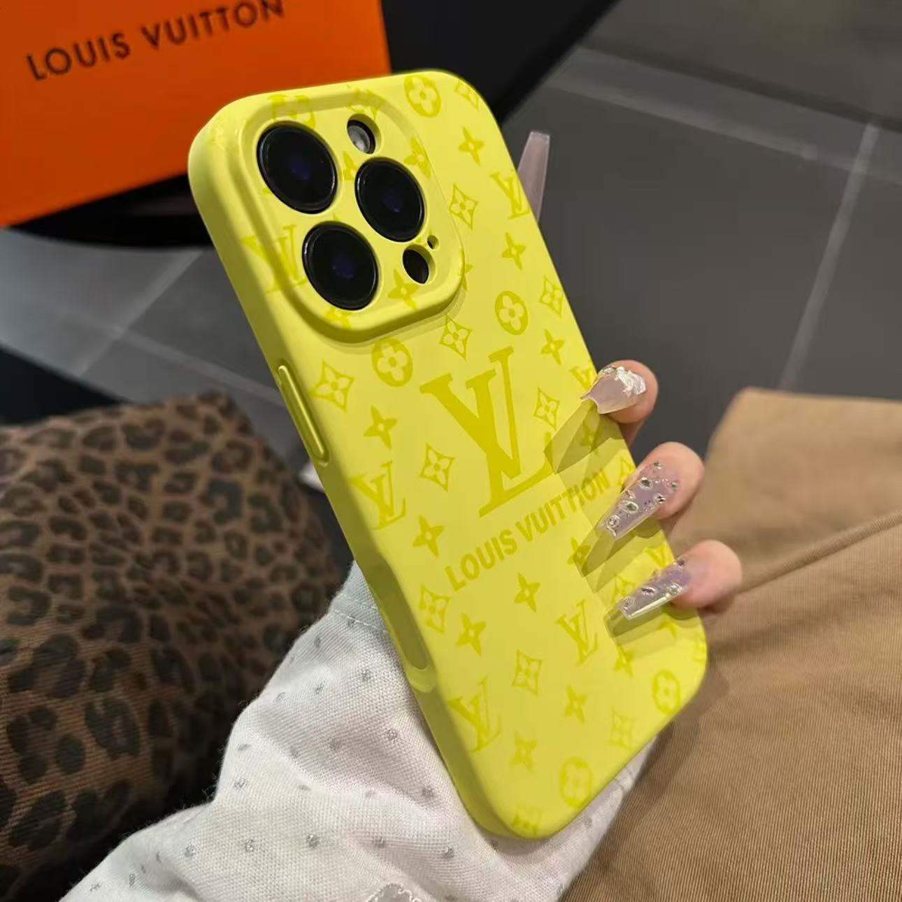 LV magnetic phone case